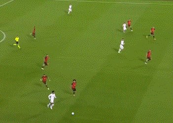 1663883837852066427.gif 动画 (3895).gif